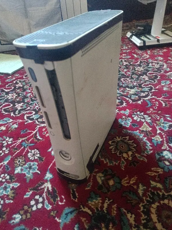 Xbox 360 fat|کنسول، بازی ویدئویی و آنلاین|بندر انزلی, مسکن مهر|دیوار