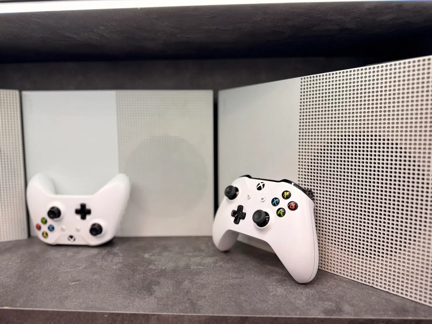 کنسول بازی Xbox one s در تعداد همراه پکیج بازی|کنسول، بازی ویدئویی و آنلاین|اصفهان, مفتح|دیوار