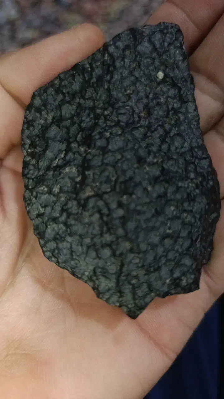 چند سنگ و شهاب وتکتیت وشیشه طبیعی|جواهرات|ریگان, |دیوار