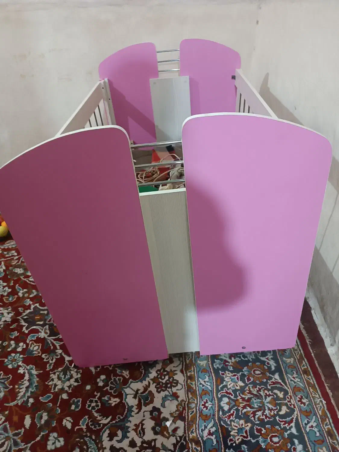 چند عدد وسایل منزل به قیمت عالی|تخت و صندلی بچه|خورموج, |دیوار