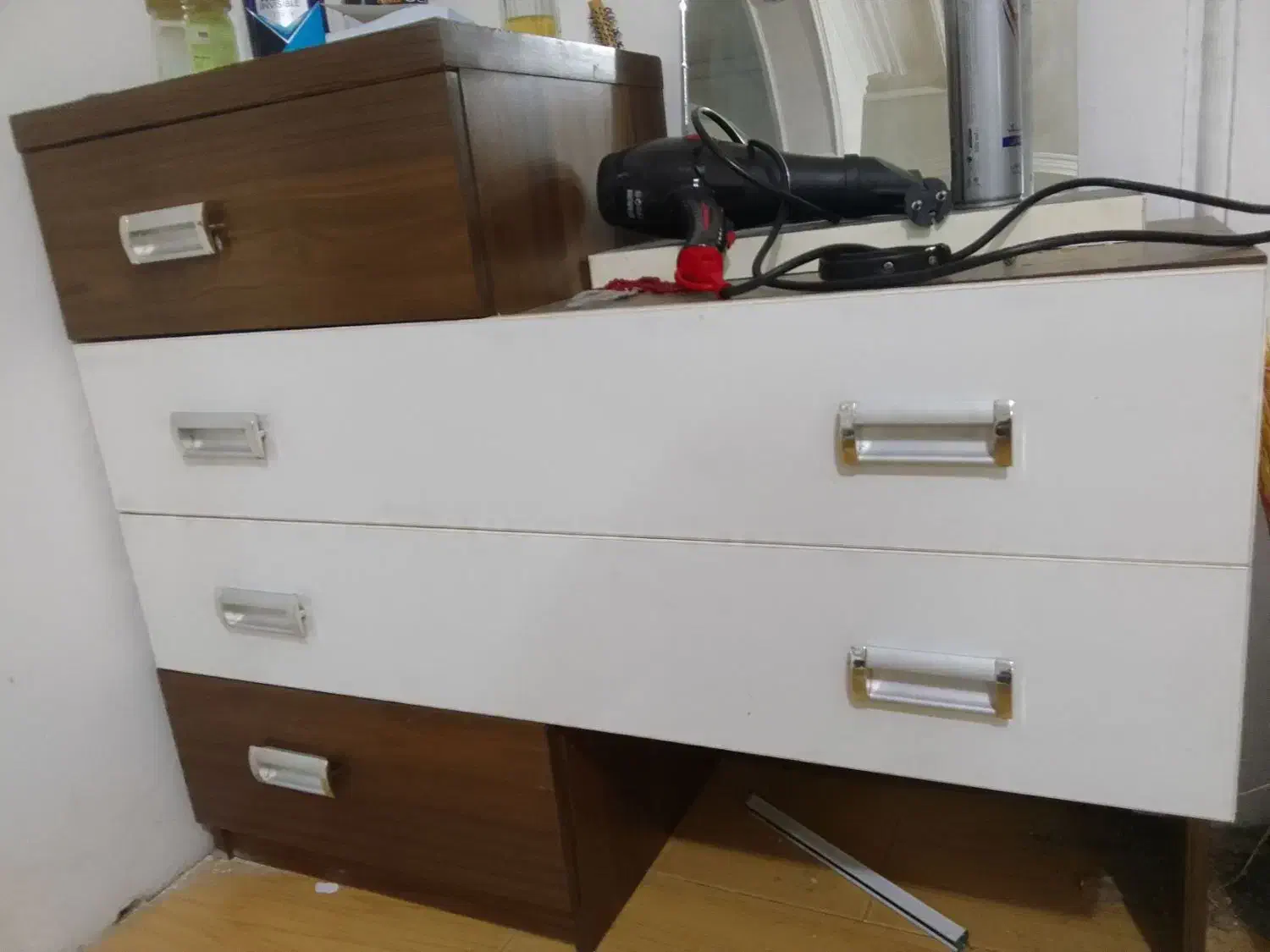 کشو دلاور ۴ طبقه|جاکفشی، کمد، دراور|امامزاده عبدالله, |دیوار