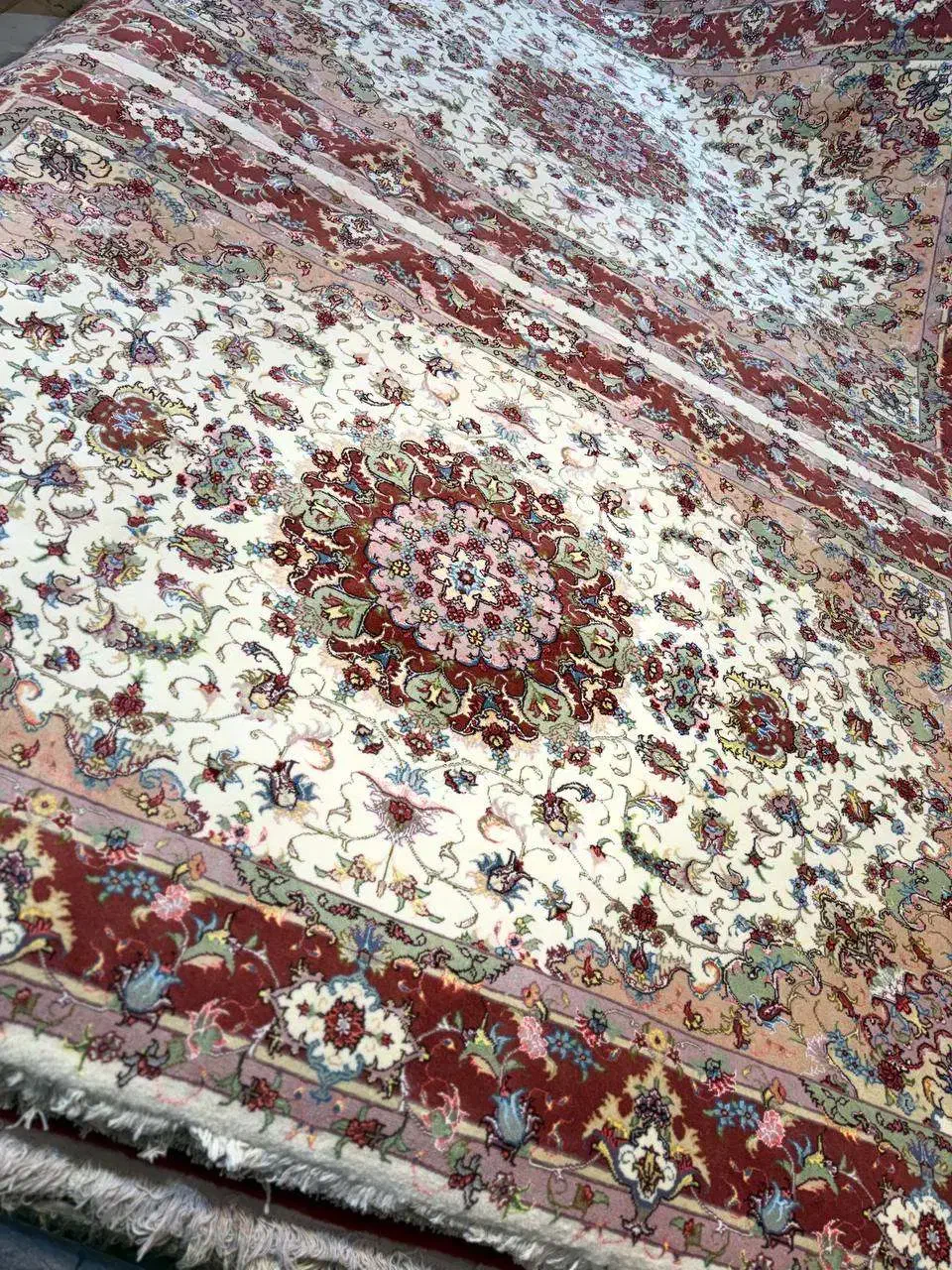 جفت ۶متری اصل تبریز|فرش|کرج, کوی امامیه|دیوار