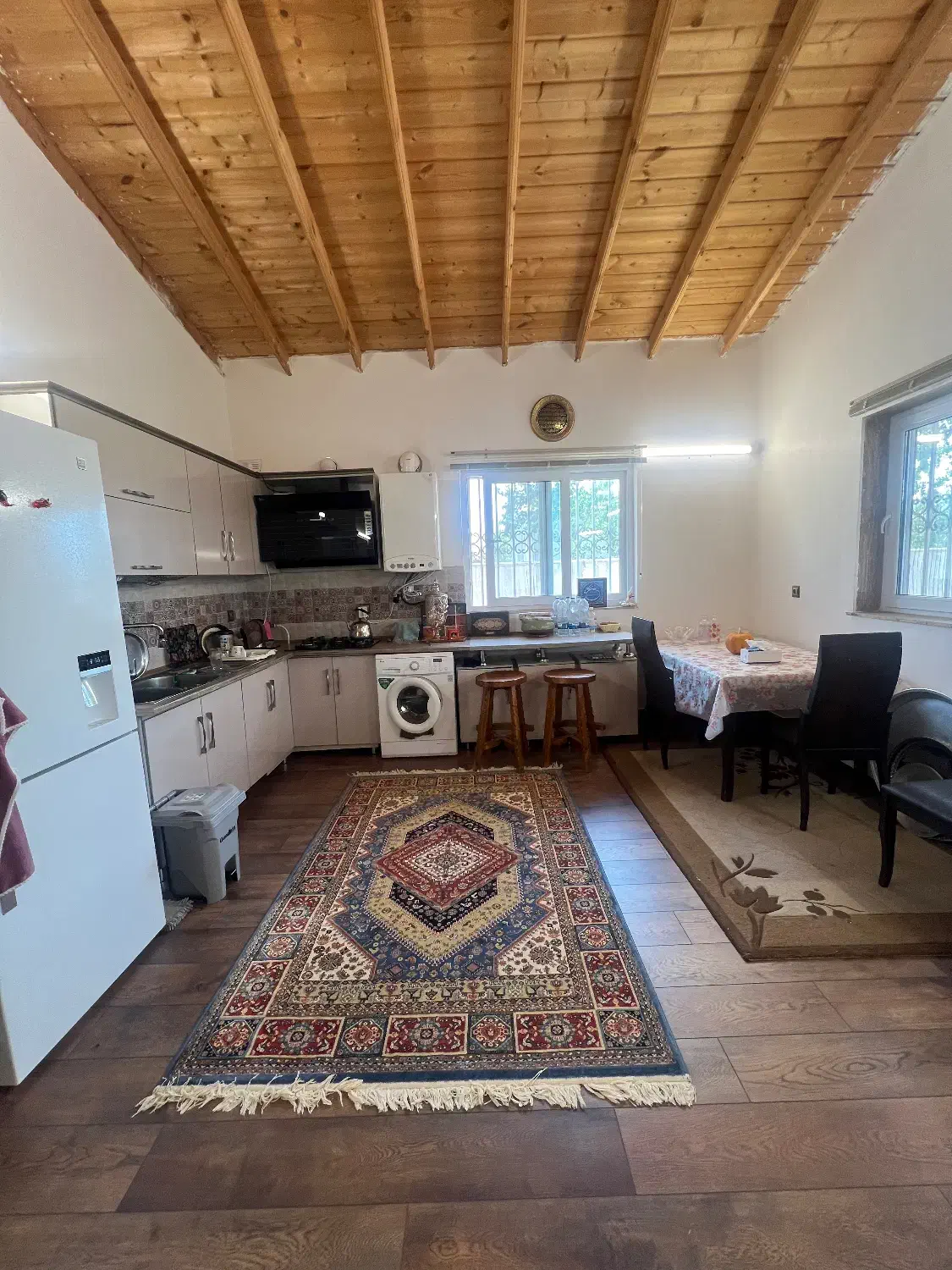 اجاره روزانه ویلای لاکچری منطقه ازادانزلی|اجارهٔ خانه و ویلا|بندر انزلی, جفرود پایین|دیوار