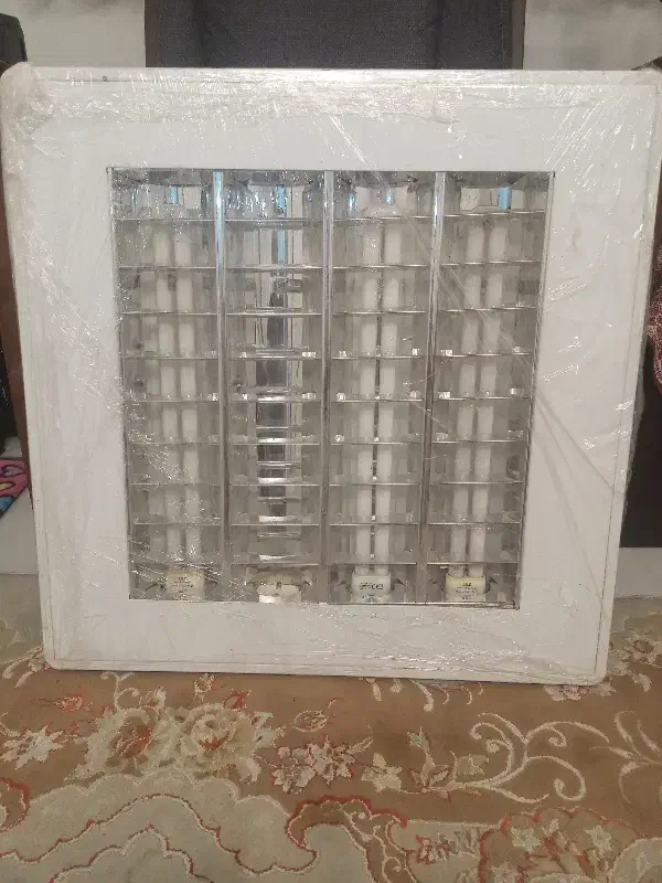 باسلام 3عدد چراغ سقفی به مارک مازی نور 4لامپ|لامپ و چراغ|تهران, ونک|دیوار