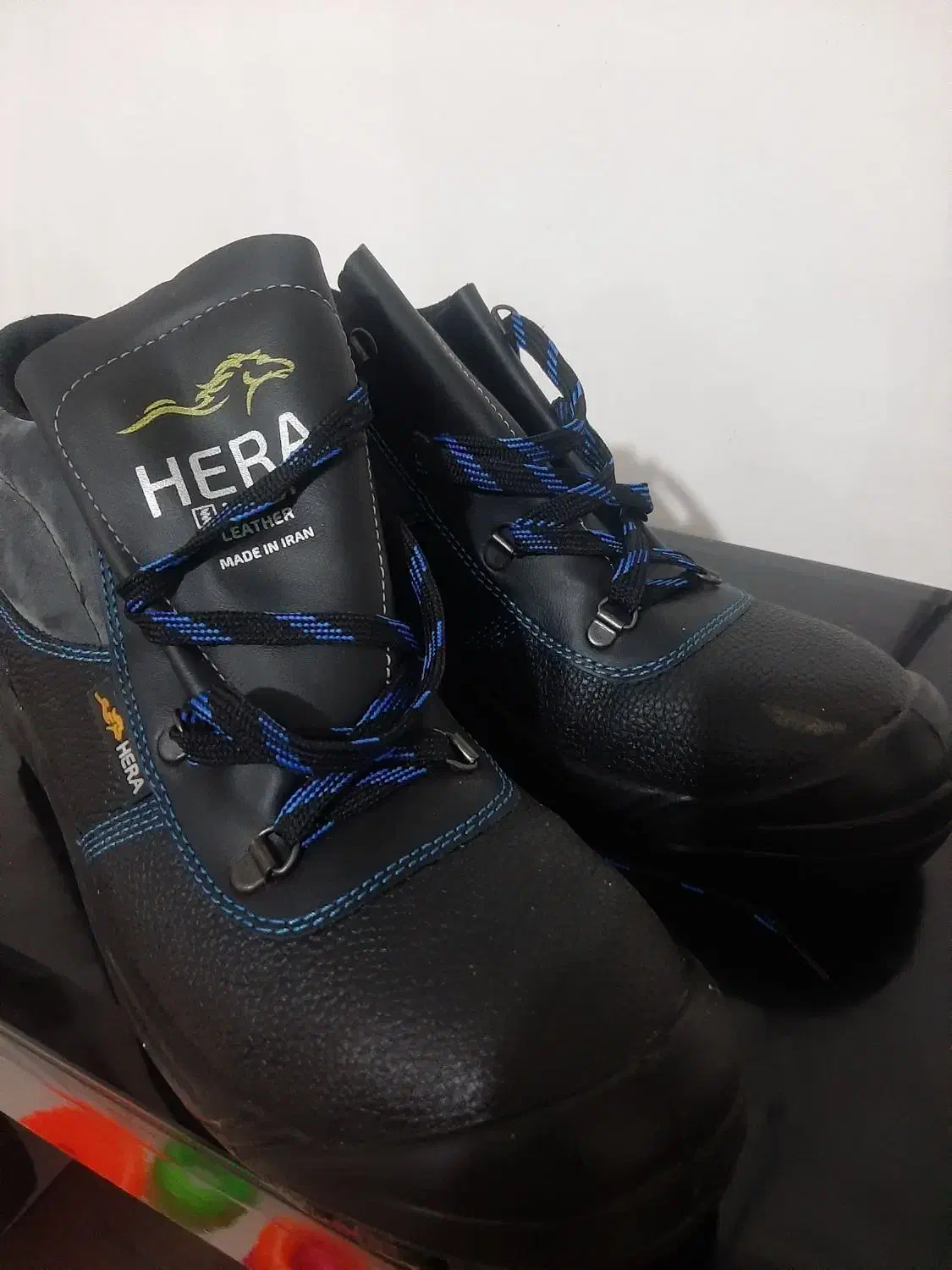 کفش ایمنی|کیف، کفش، کمربند|رباط‌کریم, نصیرشهر|دیوار