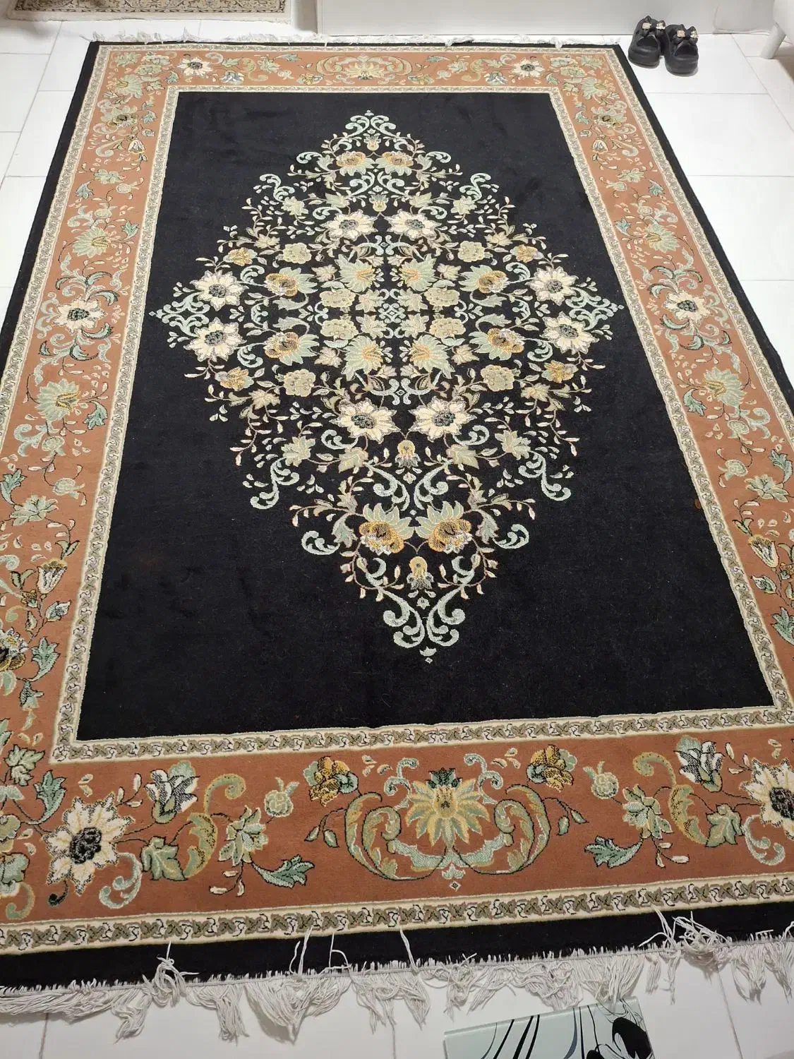 فرش ۶ متری|فرش|فولادشهر, ورزشگاه فولادشهر|دیوار