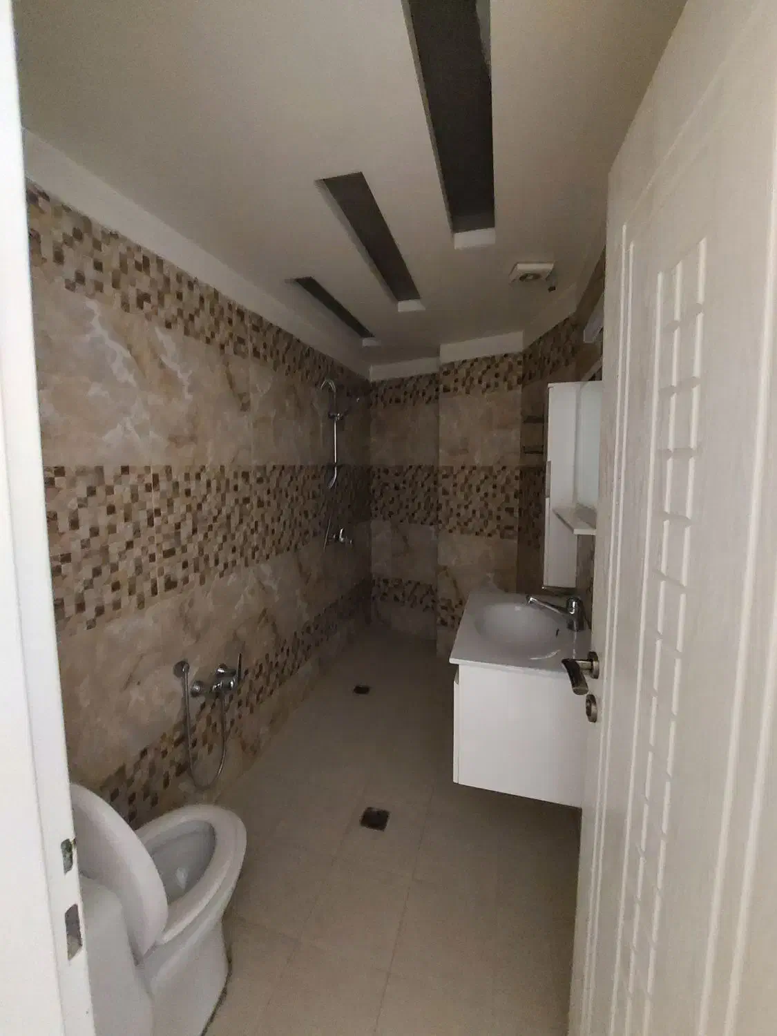 ۱۶۰ متر سه خواب/چیذر تواضعی