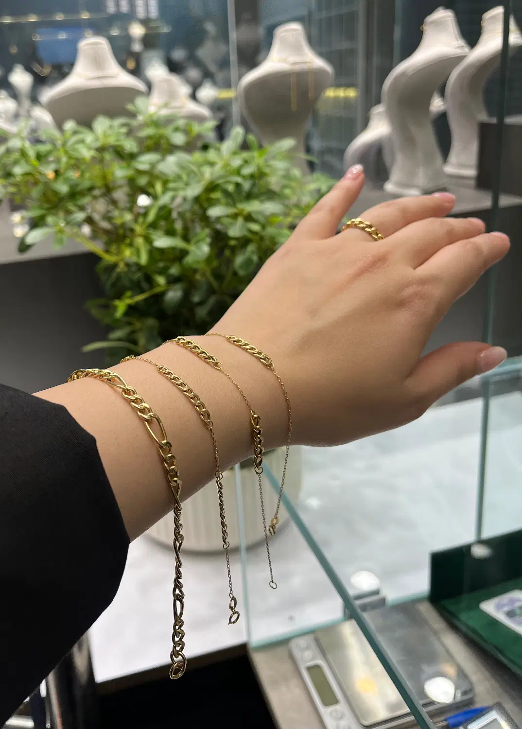 Cartier|جواهرات|گرگان, |دیوار