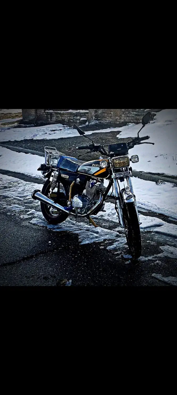 پرواز ۲۰۰|موتورسیکلت|تویسرکان, |دیوار