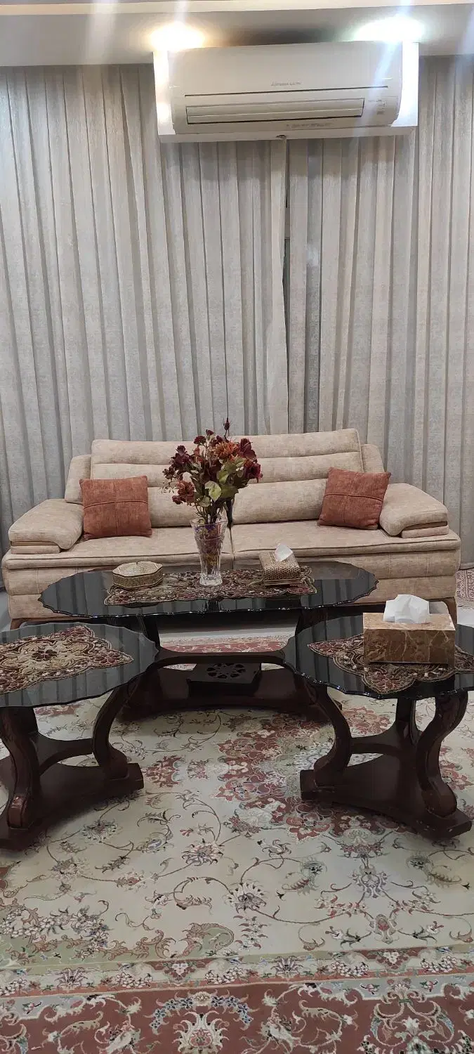 جلو مبلی|مبلمان خانگی و میز عسلی|شاهین‌شهر, نظامی|دیوار