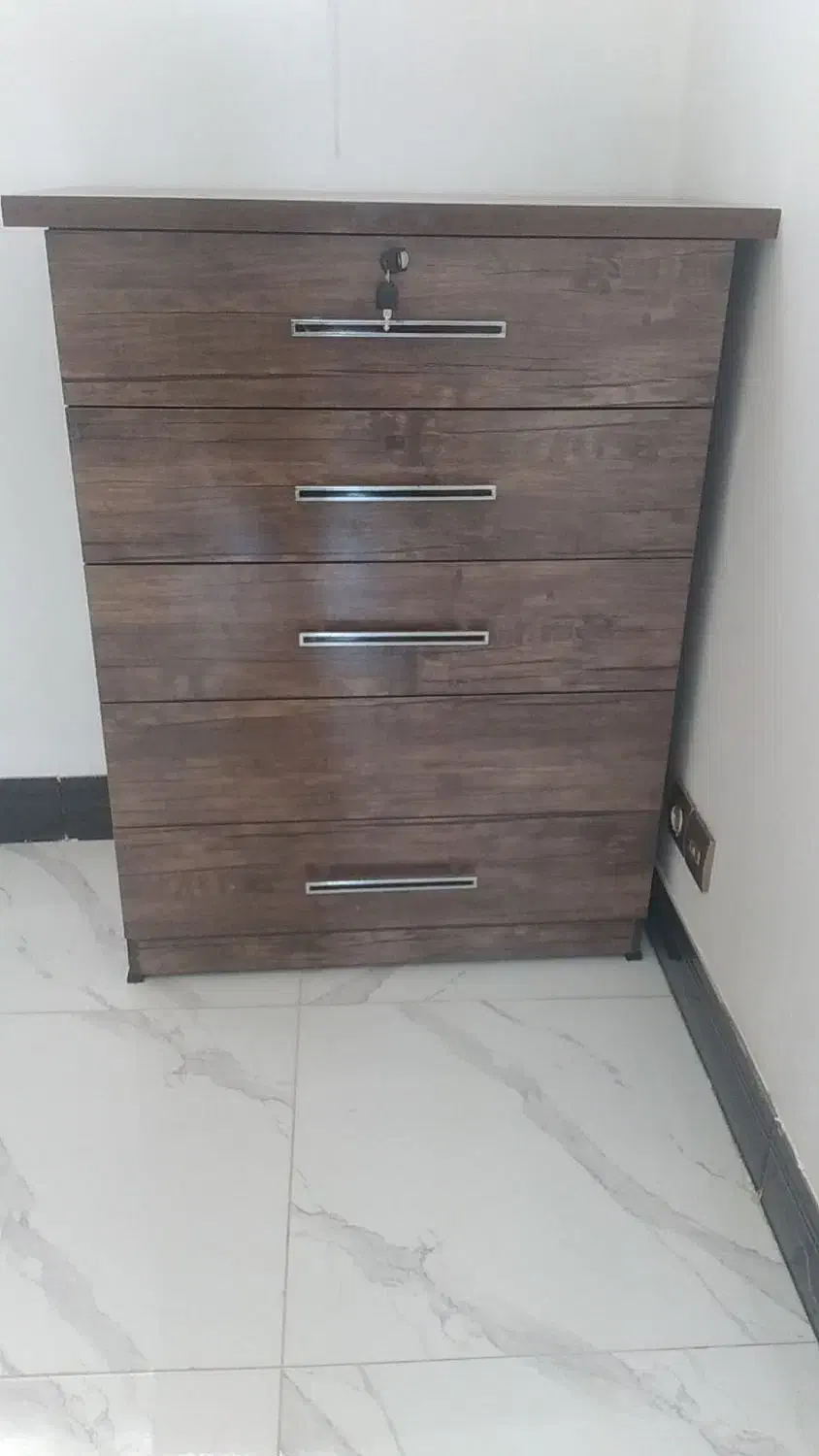 دراور لباس|جاکفشی، کمد، دراور|خمینیشهر, |دیوار