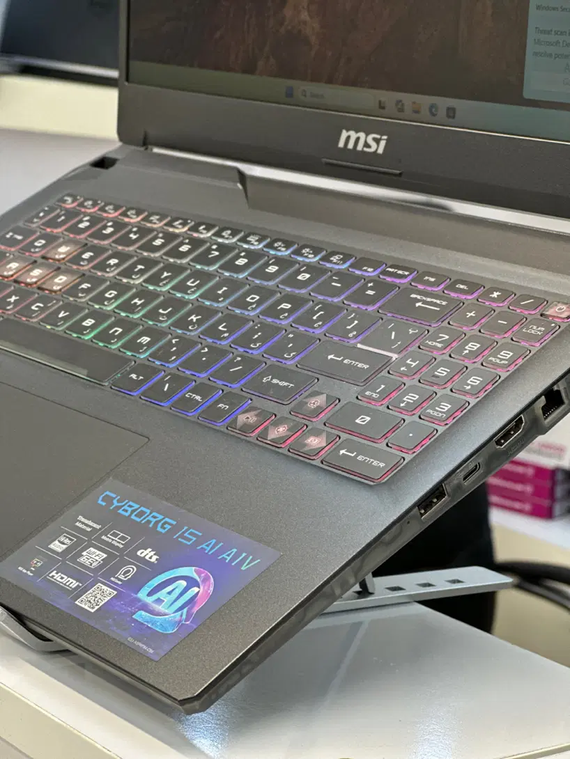 msi cyborg ultra 7 4060 / لپتاپ گیمینگ|رایانه همراه|اصفهان, باغ نگاره|دیوار