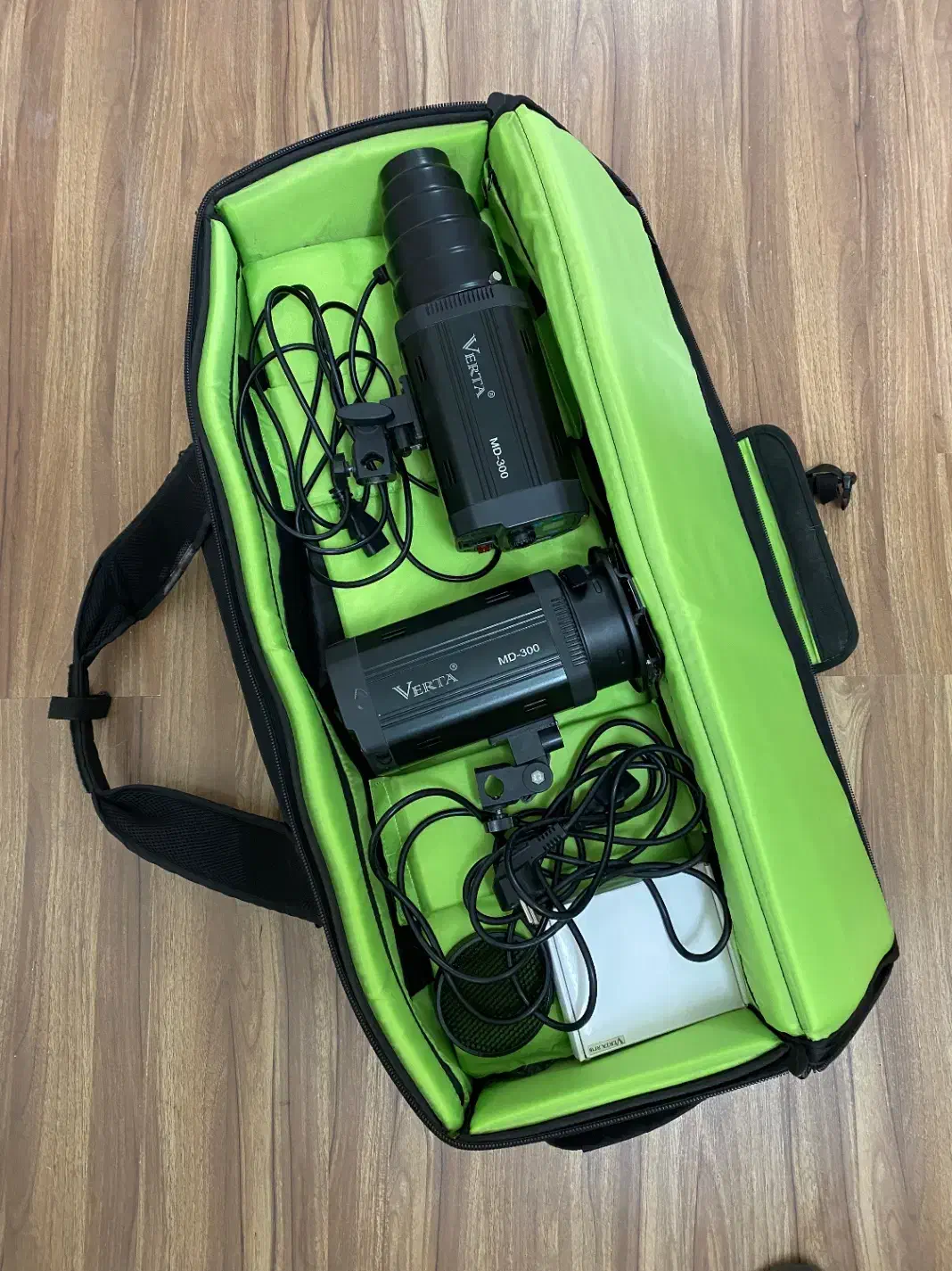 ست تجهیزات نور استودیویی|دوربین عکاسی و فیلم‌برداری|یزد, |دیوار