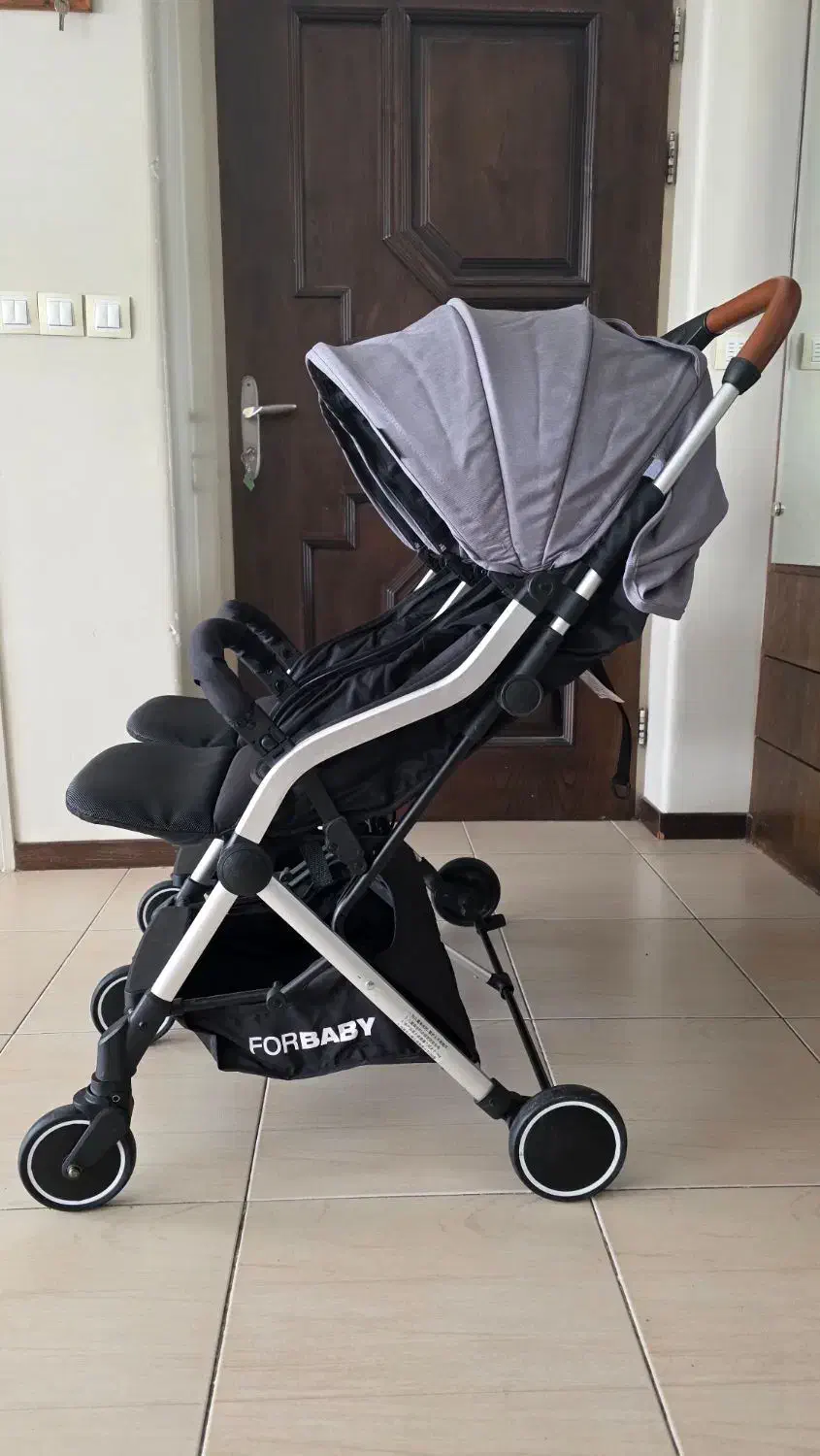 کالسکه دوقلو  ، صندلی ماشین کودک|کالسکه و لوازم جانبی|اصفهان, باغ دریاچه|دیوار