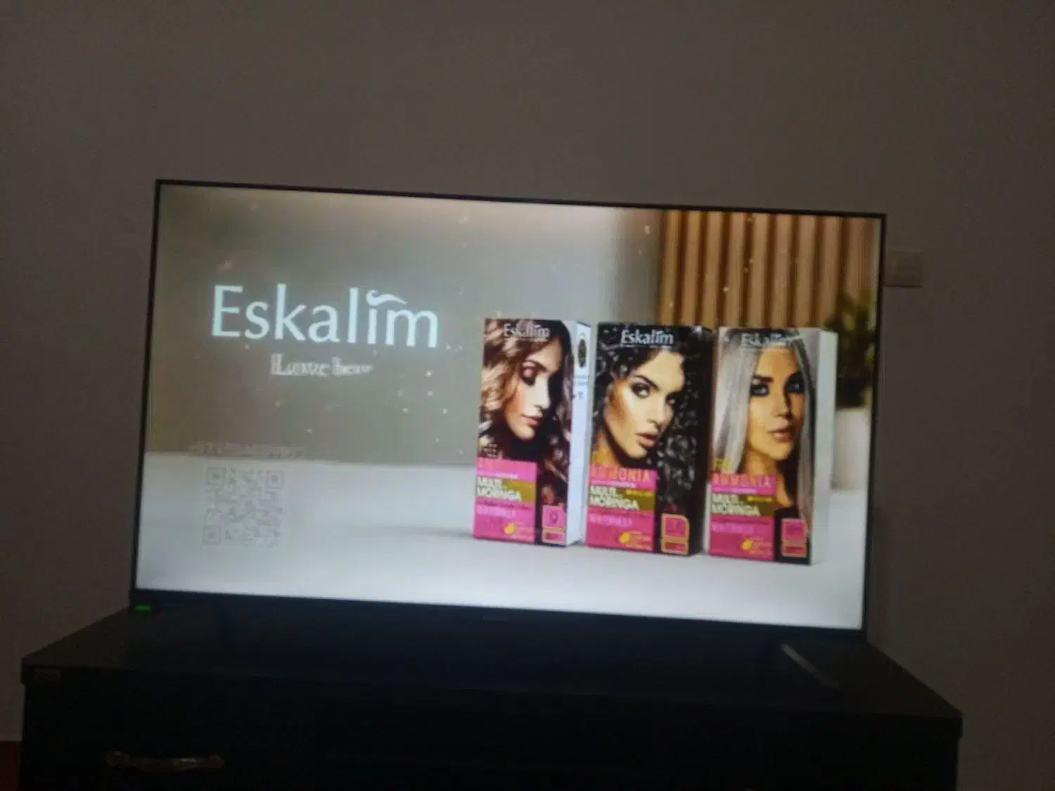 تلویزیون 55اسمارت درحده نو تمیزه تمیز|تلویزیون و پروژکتور|اسدآباد, |دیوار