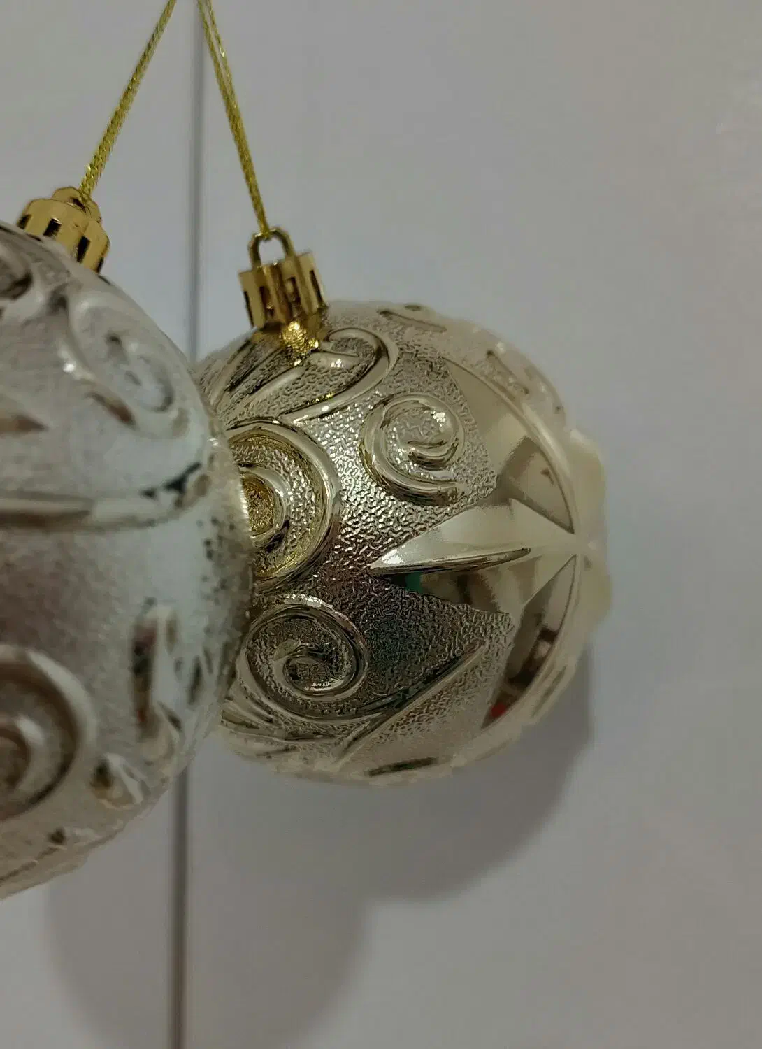 آویز بزرگ گوی کریسمس (۲ عددی)|صنایع دستی و سایر لوازم تزئینی|سبزوار, شهرک اندیشه|دیوار