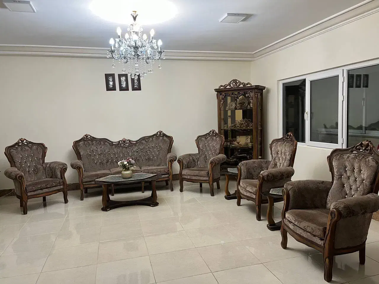 مبل ومیز عسلی|مبلمان خانگی و میز عسلی|گنبد کاووس, |دیوار