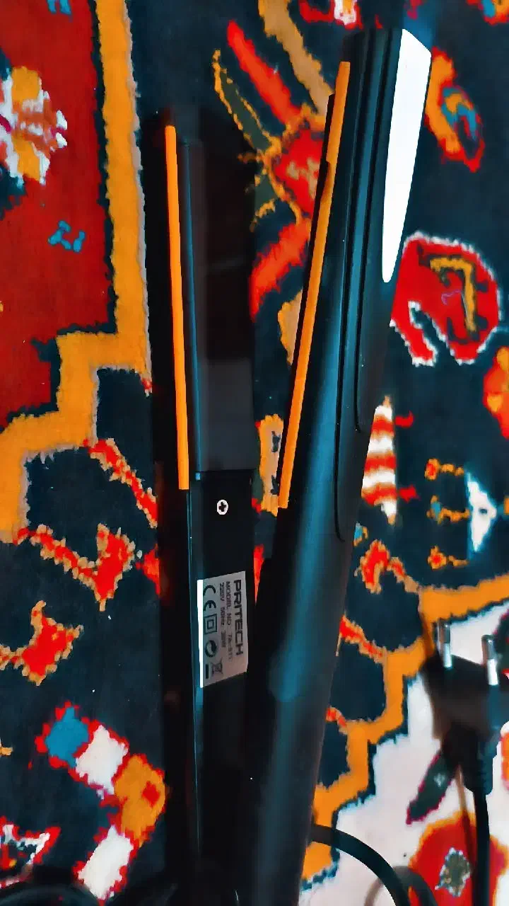 موصاف کن|آرایشگاه و سالن‌های زیبایی|سلماس, |دیوار