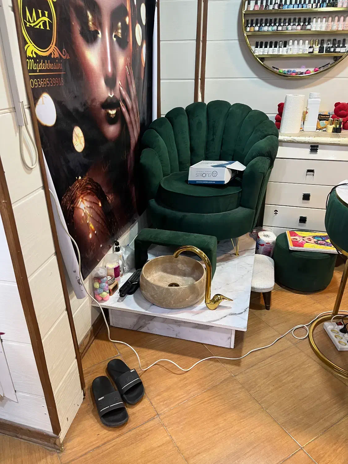 صندلی پدیکور و تخت مژه|آرایشگاه و سالنهای زیبایی|تهران, مجیدیه|دیوار