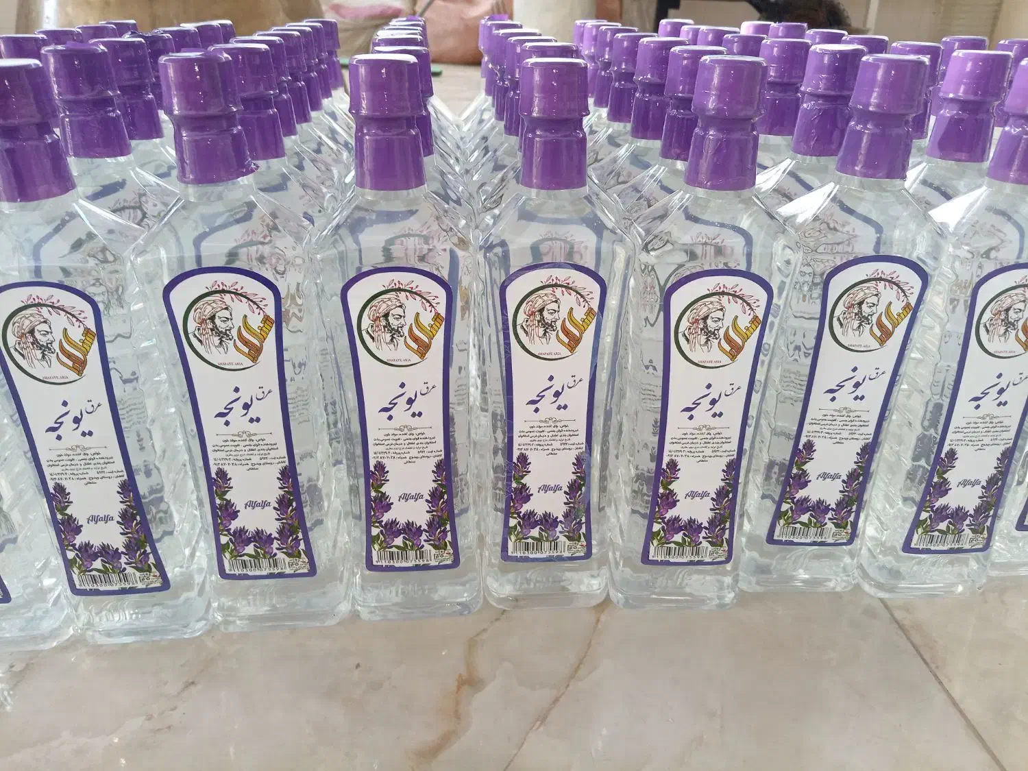 گلاب و انواع عرقیات|خوردنی و آشامیدنی|کاشان, فاز ۲ ناجی آباد|دیوار