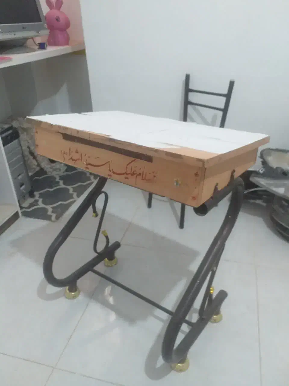 میز تحریر با صندلی و دارای باکس|میز تحریر و کامپیوتر|برخوار, |دیوار