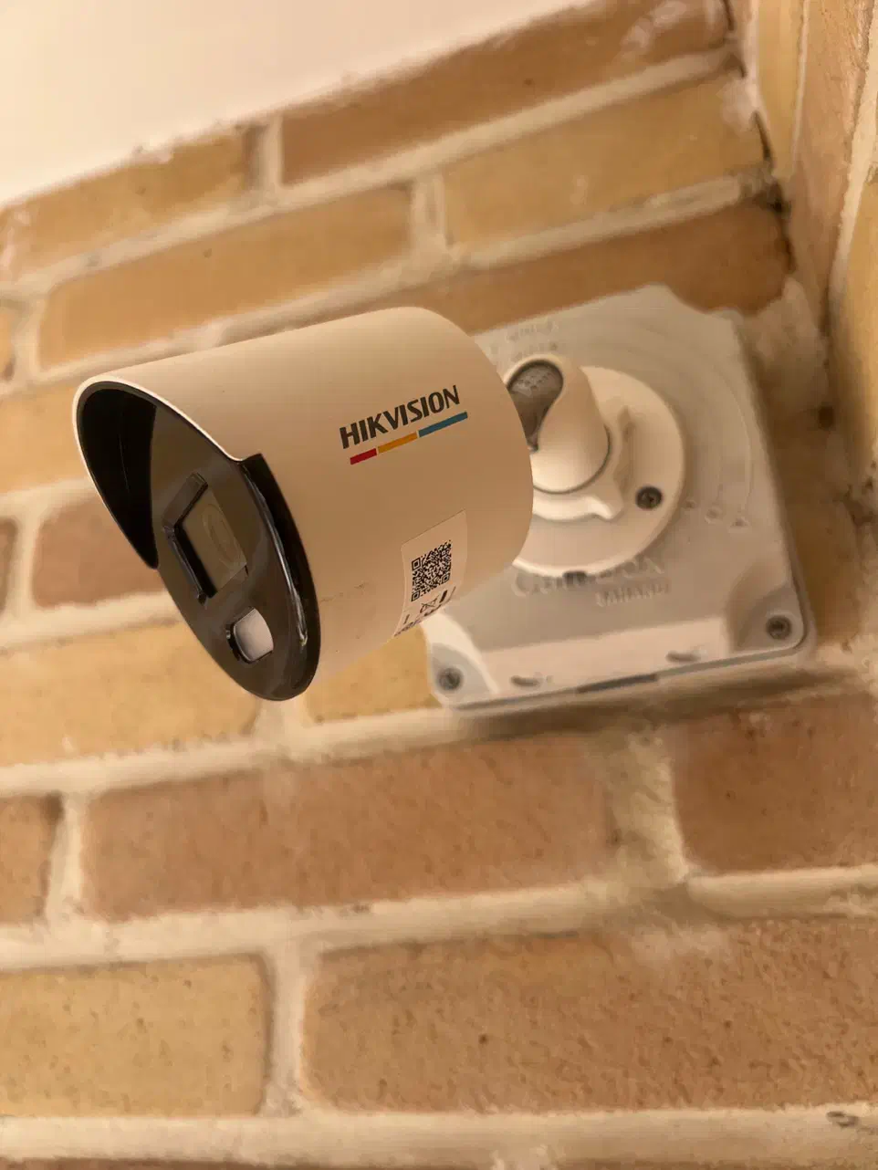 نصاب دوربین مداربسته  حرفه ای دزدگیر و شبکه|خدمات پیشه و مهارت|اصفهان, نقش جهان|دیوار