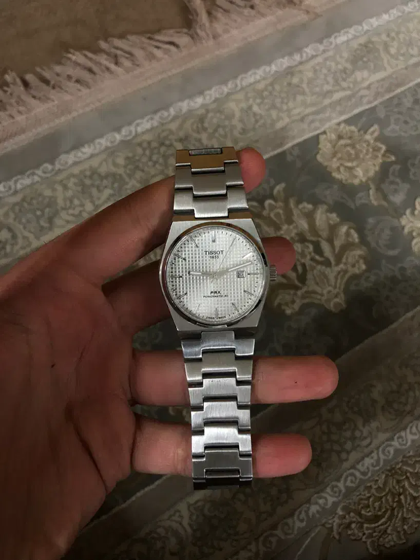 تعدادی ساعت فروش فوری به علت عمل جراحی|ساعت|اصفهان, احمدآباد|دیوار