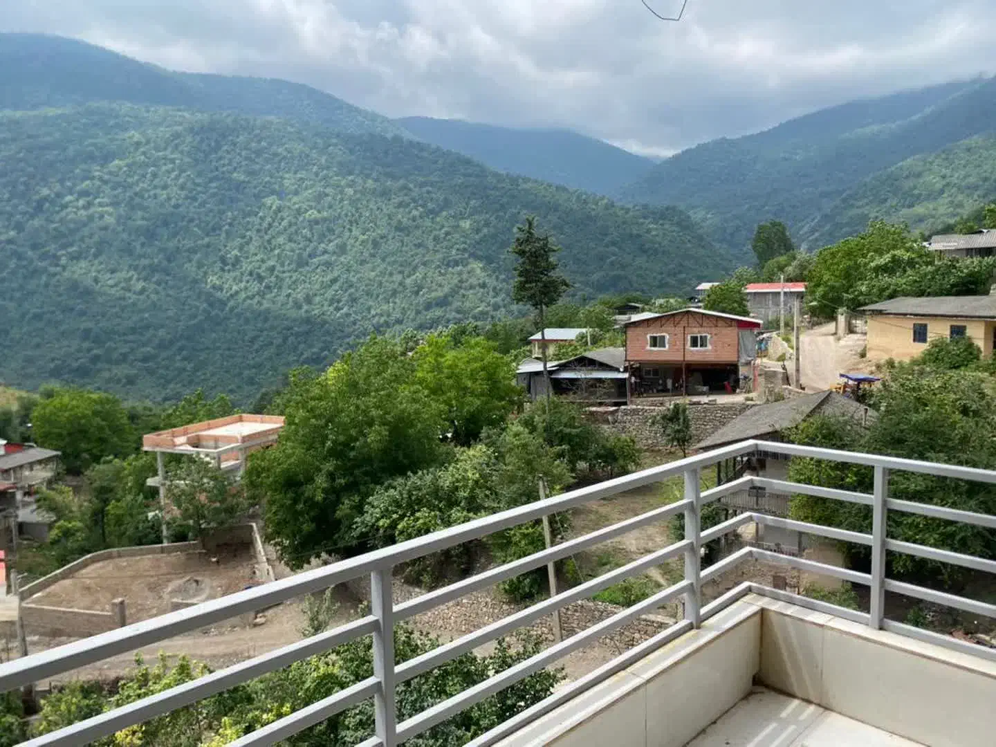 ویلای بسیار شیک با ویو زیبا 282|اجارهٔ کوتاه‌مدت ویلا و باغ|علی‌آباد کتول, |دیوار