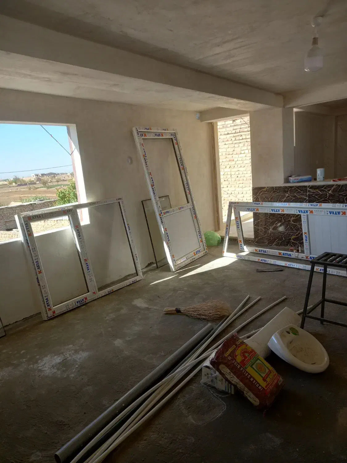 درب و پنجره دوجداره|خدمات پیشه و مهارت|دشتابی, |دیوار