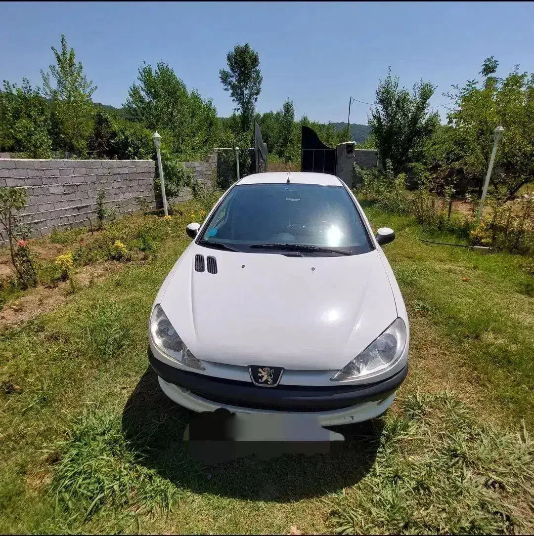 ۲۰۶ سفید مدل ۹۰ عالی خوش رنگ سالم فنی|خودرو سواری و وانت|قائم‌شهر, |دیوار