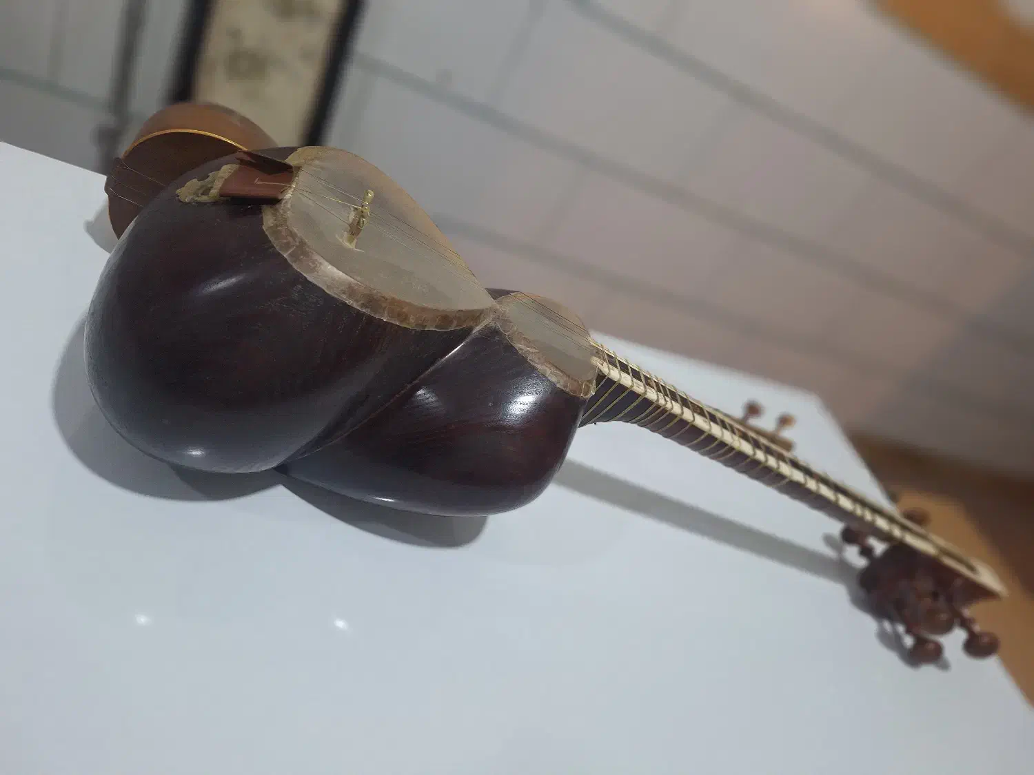 تار پنجه خورده و خوش دست و خوش صدا|سازهای سنتی|اراک, |دیوار