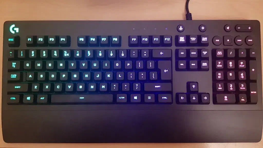 کیبورد گیمینگ Logitech G213|قطعات و لوازم جانبی رایانه|تهران, تهرانپارس جنوبی|دیوار