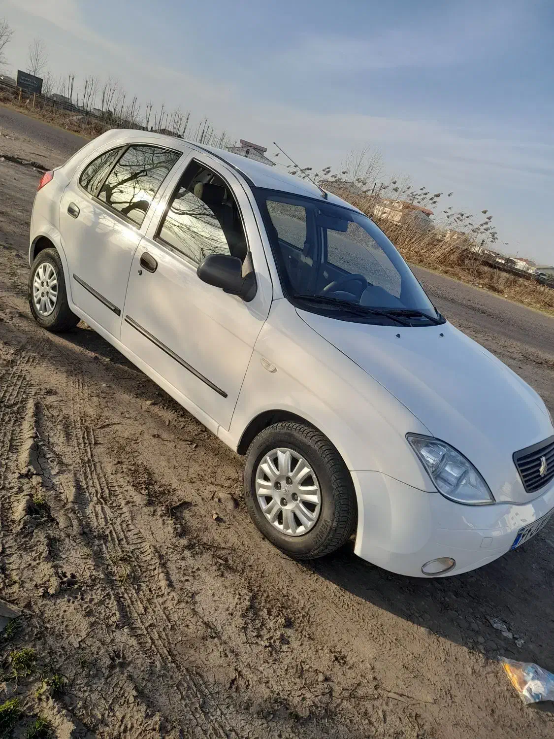 تیبا ۲مدل|خودرو سواری و وانت|لاهیجان, آهندان|دیوار