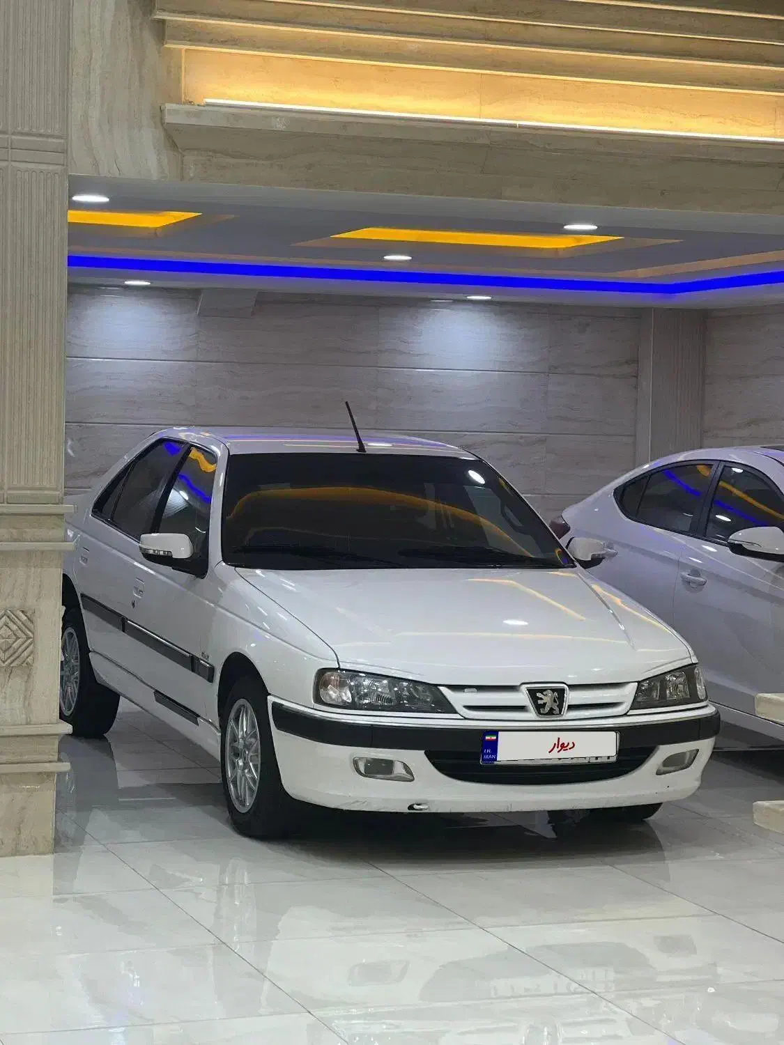 پارس سفارشی با مانیتور|خودرو سواری و وانت|شوشتر, |دیوار