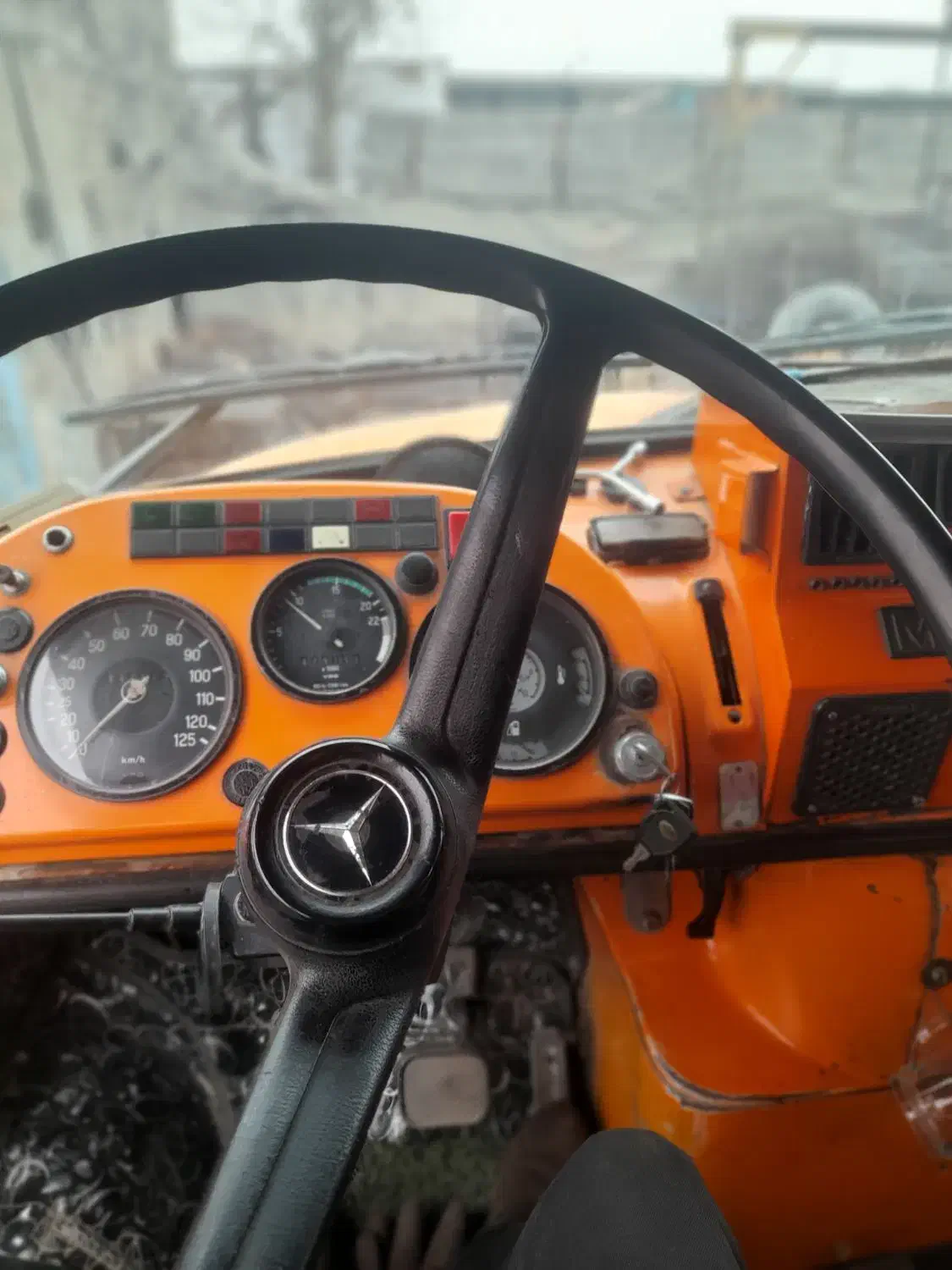 راننده پایه یک .تانکر اب|استخدام حمل و نقل|تهران, فرودگاه مهرآباد|دیوار