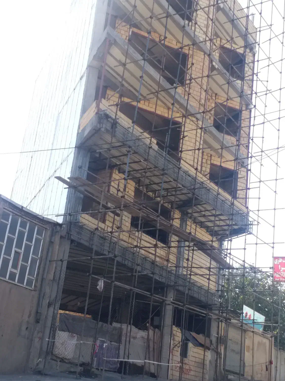 شاگرد داربست|خدمات پیشه و مهارت|کرمانشاه, |دیوار