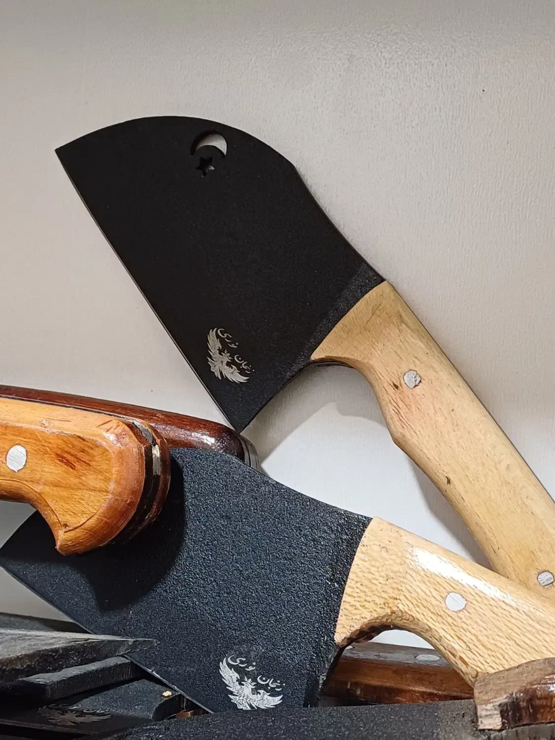 ساطور فولادی زنجان نوری|ظروف پختوپز|رباطکریم, شترخوار|دیوار