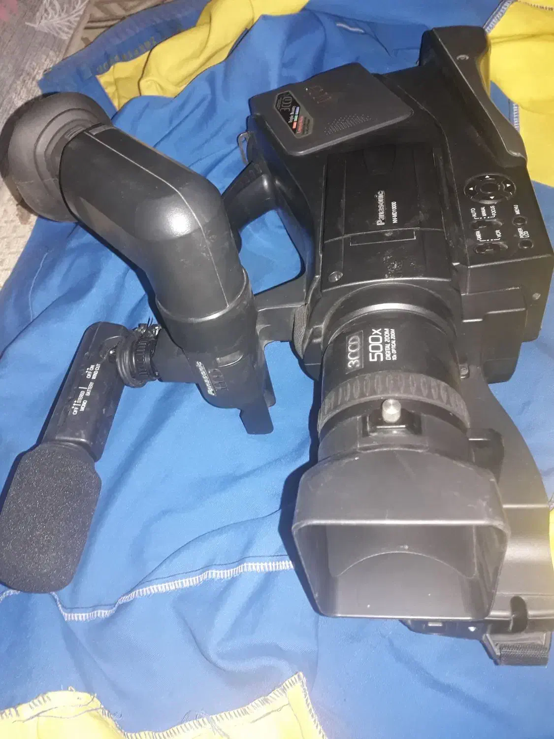 دوربین فیلمبرداری md10000و۲دستگاه دوربین یاشیکا|دوربین عکاسی و فیلمبرداری|اراک, |دیوار