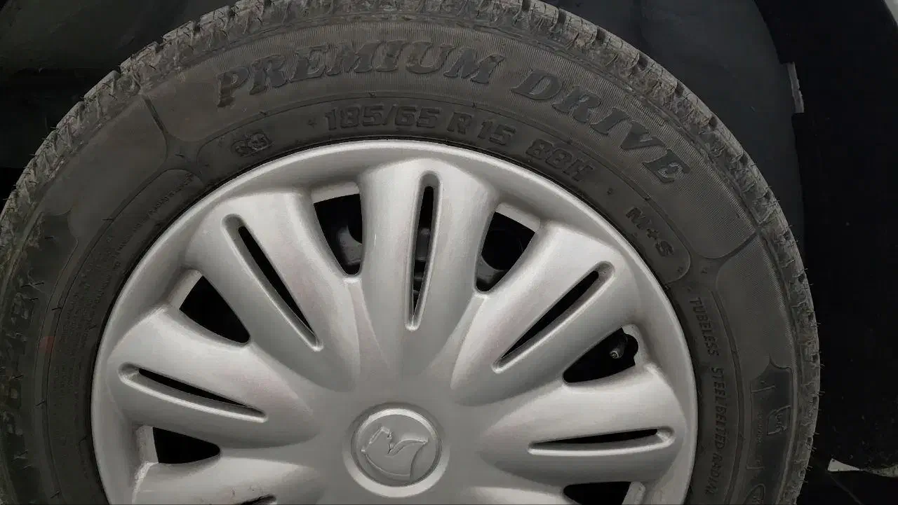 لاستیک بارز|قطعات یدکی و لوازم جانبی|زابل, |دیوار