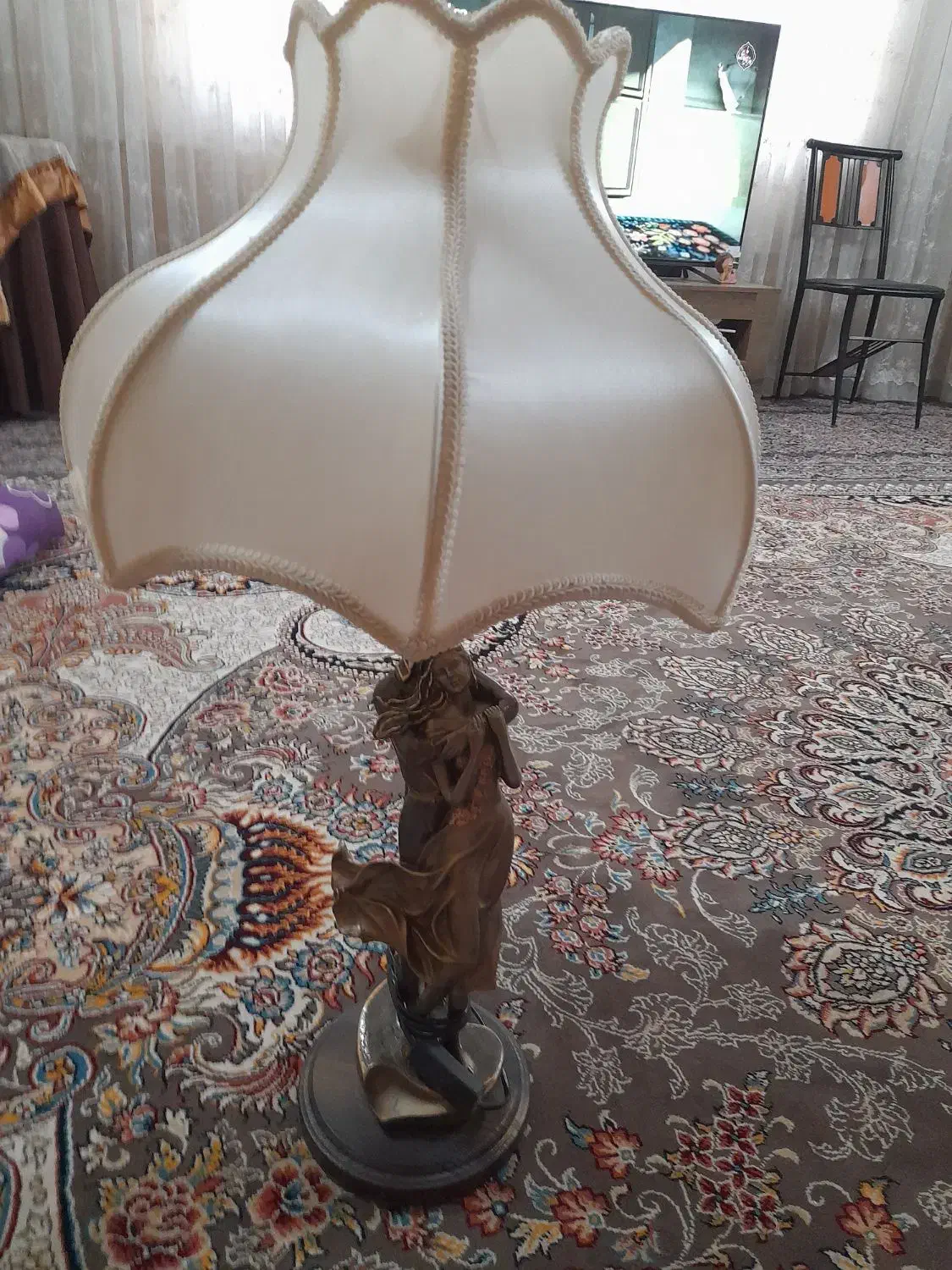 آباژور  رو میزی|چراغ خواب و آباژور|زاهدان, |دیوار