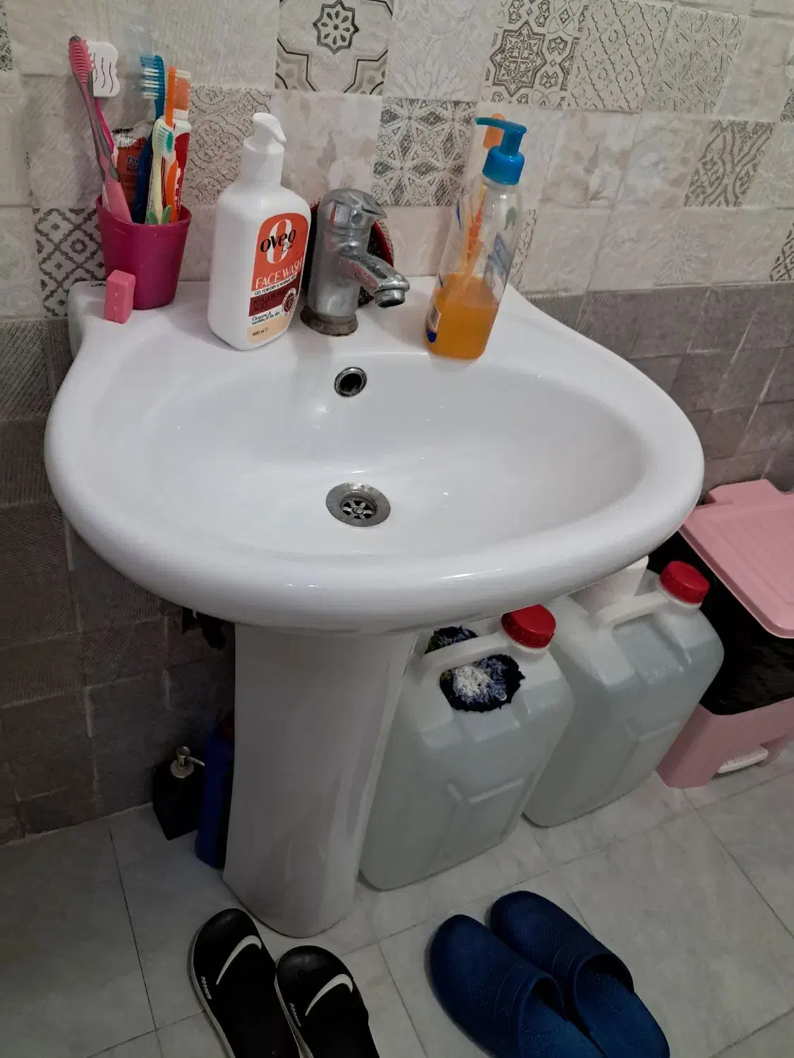 روشویی سنگی|لوازم سرویس بهداشتی|رشت, کوی حسینی|دیوار