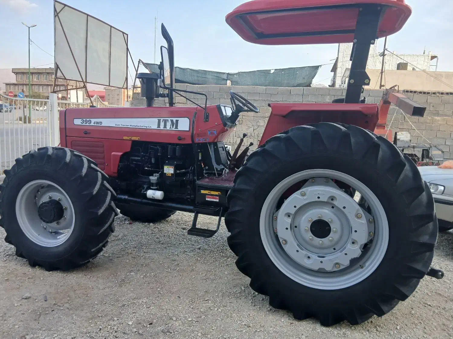 تراکتور ۳۹۹|خودرو سنگین|روانسر, |دیوار