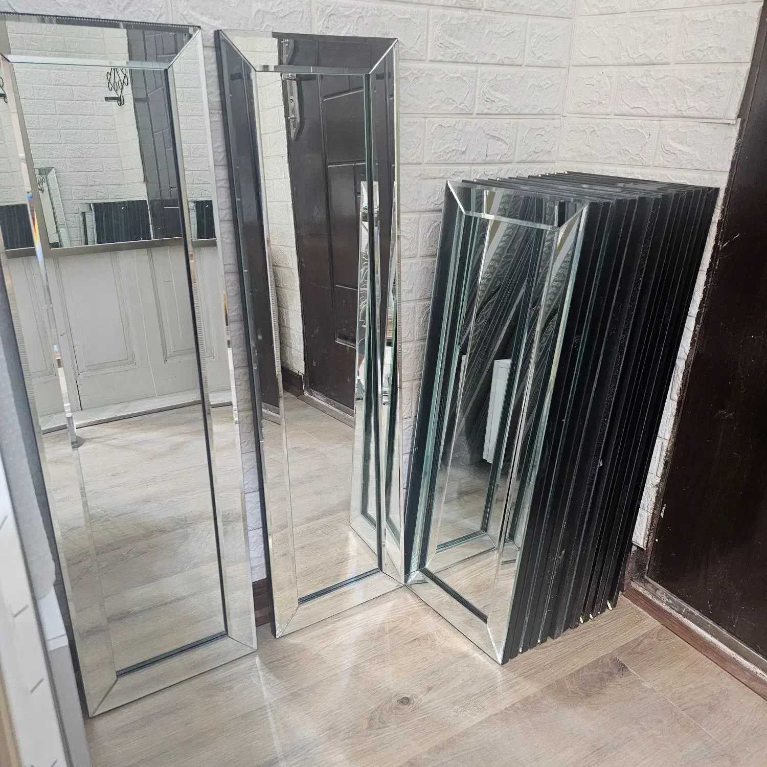 آینه باریک با قاب آینه ای سه بعدی|آینه|کرج, گوهردشت|دیوار