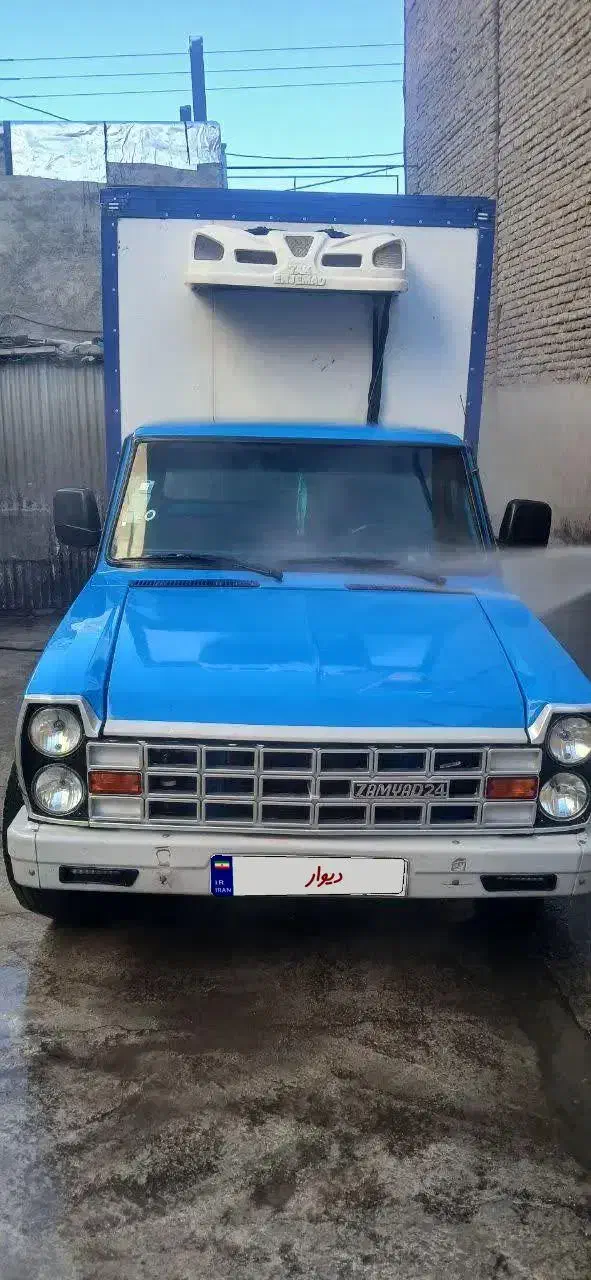 وانت نیسان|خودرو سواری و وانت|خرمآباد, |دیوار