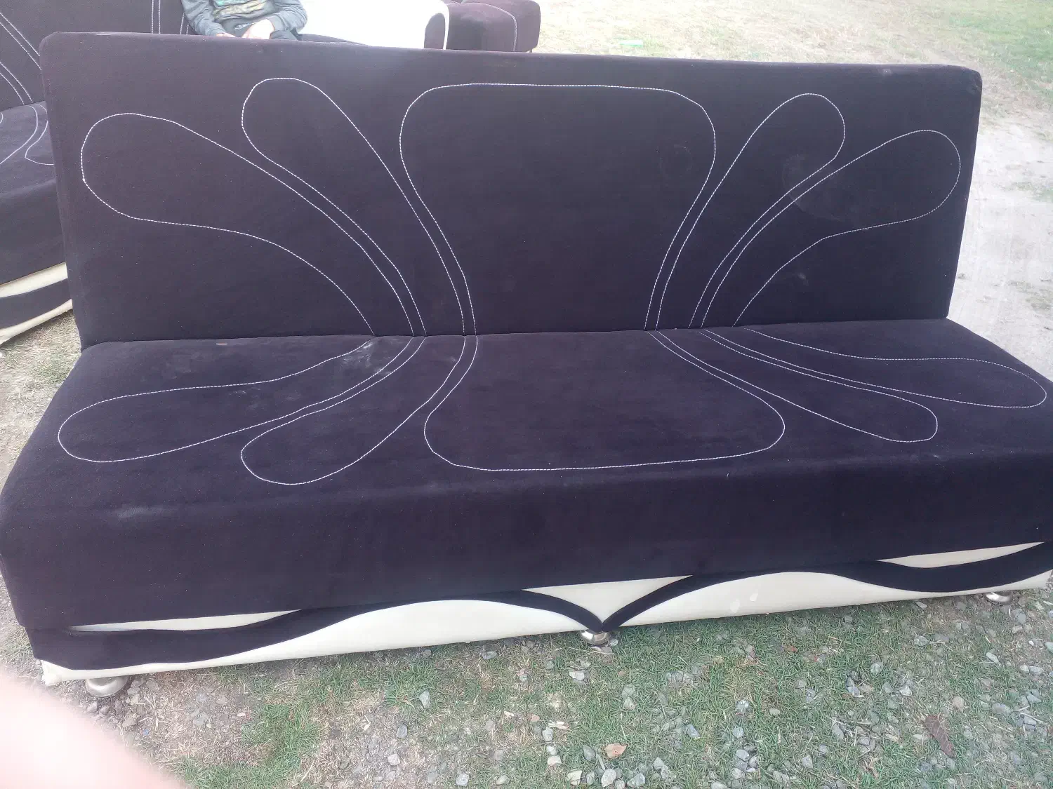 قیمت ۴ میلیون|مبلمان خانگی و میز عسلی|سلماس, |دیوار