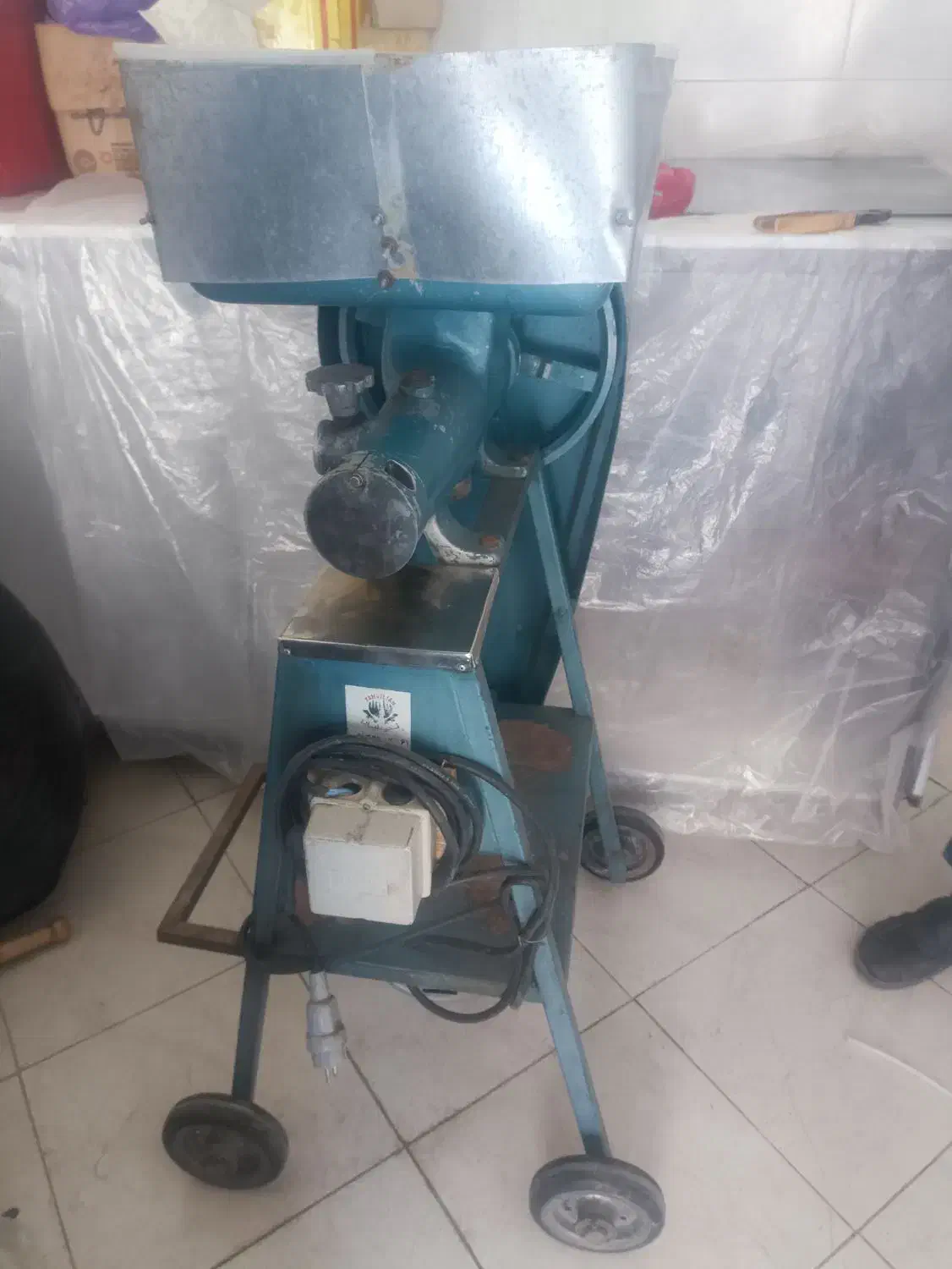 آبلیموگیری|آبمیوهگیر و آبمرکباتگیر|مبارکه, |دیوار