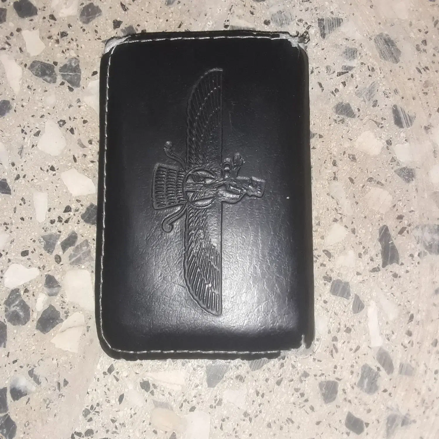 مفقودی|اشیا|قم, قلعه کامکار|دیوار