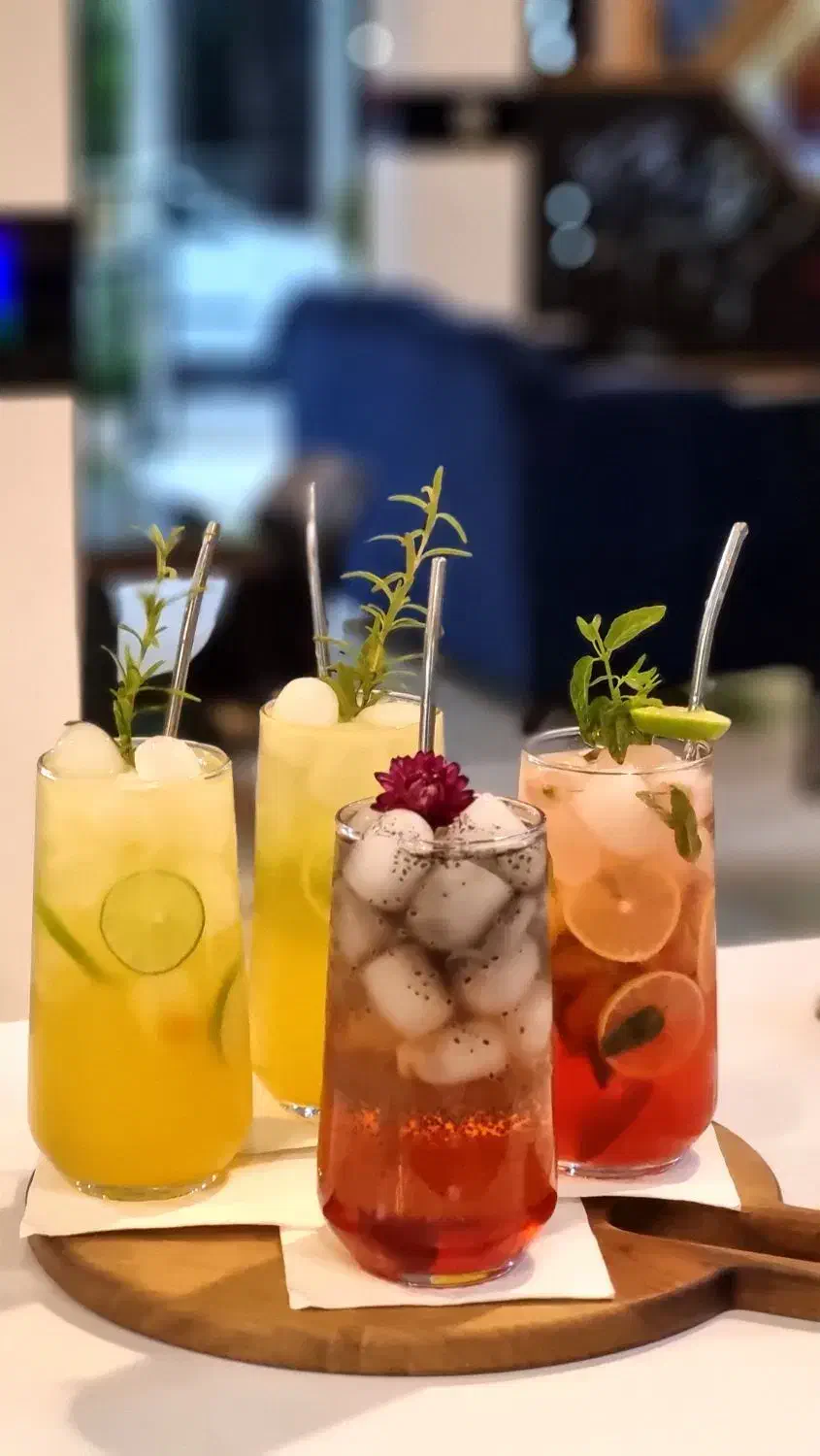 استخدام فقط خانم باریستا و ظرفشور|استخدام خدمات فروشگاه و رستوران|زاهدان, |دیوار