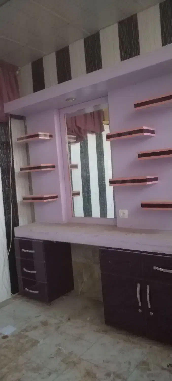 دکور آرایشگاه|آرایشگاه و سالنهای زیبایی|فریمان, |دیوار