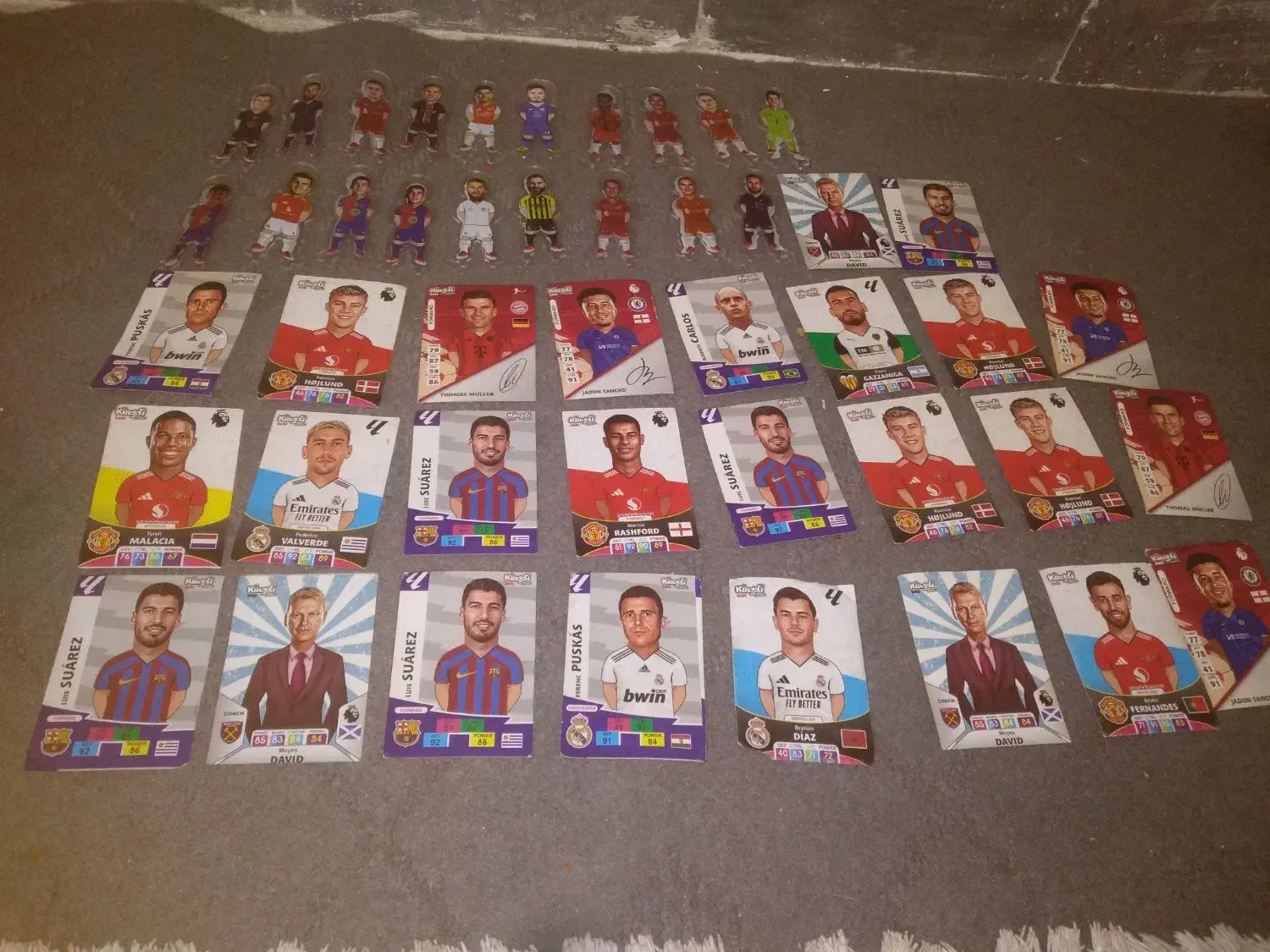 ۲۶ عددبرچسب و۱۹عدد فیگور و۱۷عدد کارت کیمدی|اسباب‌‌بازی|شیراز, نصرآباد|دیوار